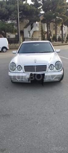 Mercedes E 320 1995, 370,000 km - 3.2 l - Sumqayıt