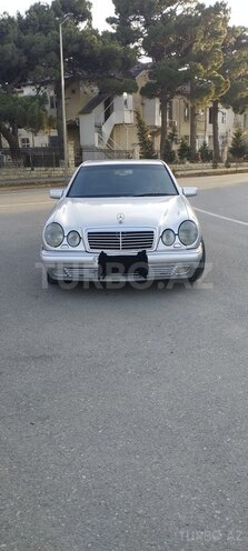 Mercedes E 320 1995, 370,000 km - 3.2 l - Sumqayıt