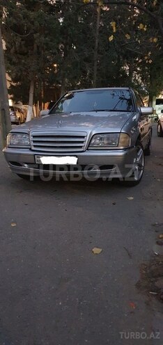 Mercedes C 230 2000, 305,000 km - 2.3 l - Bakı