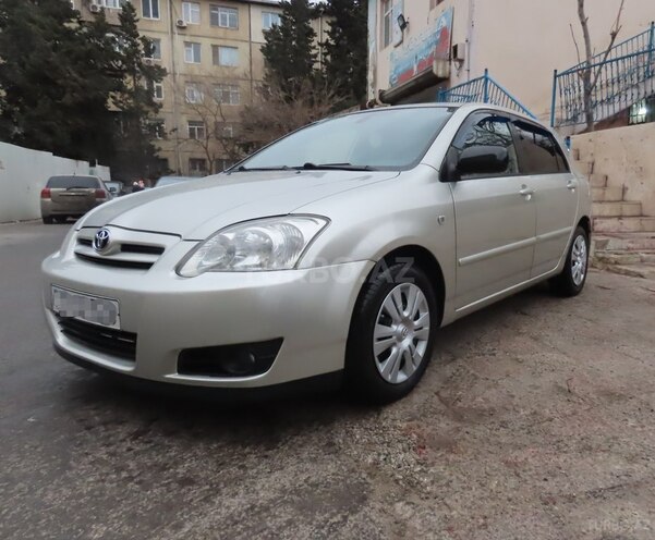 Toyota Corolla 2005, 171,000 km - 1.4 l - Bakı