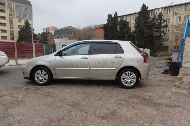 Toyota Corolla 2005, 171,000 km - 1.4 l - Bakı