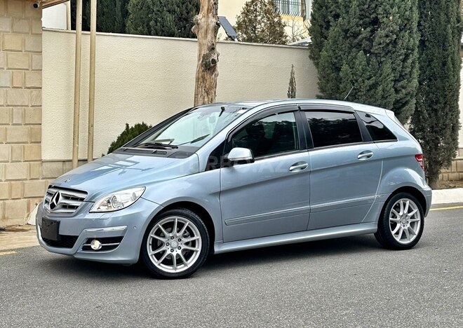 Mercedes B 180 2008, 120,000 km - 1.7 l - Bakı
