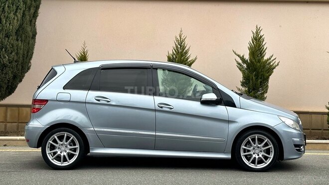 Mercedes B 180 2008, 120,000 km - 1.7 l - Bakı