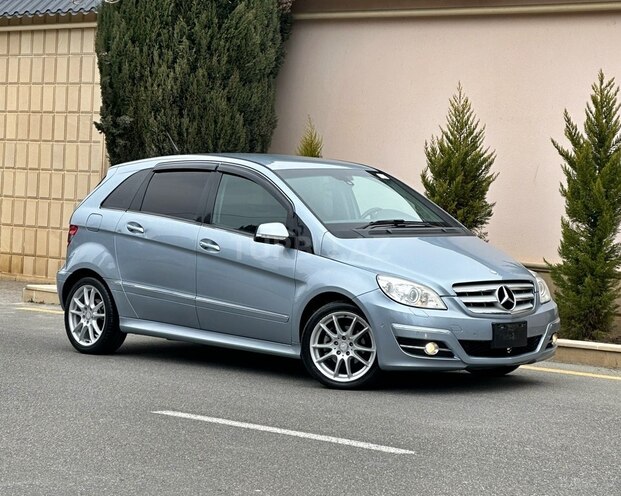 Mercedes B 180 2008, 120,000 km - 1.7 l - Bakı