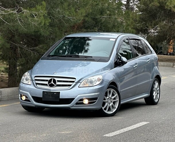 Mercedes B 180 2008, 120,000 km - 1.7 l - Bakı