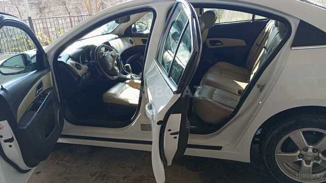 Chevrolet Cruze 2010, 263,662 km - 1.4 л - Cəlilabad