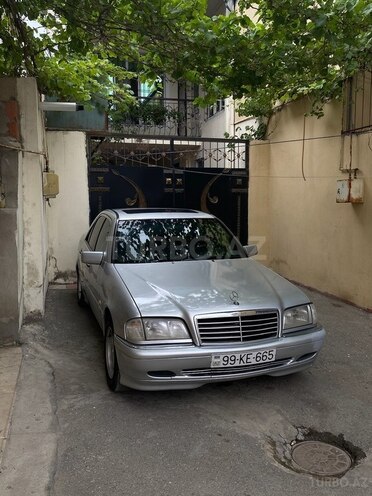 Mercedes C 200 1999, 440,000 km - 2.0 l - Bakı