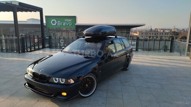 BMW 520 1999, 281,000 km - 2.0 l - Bakı