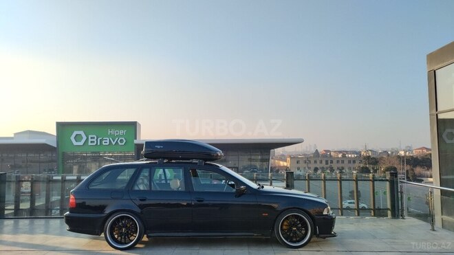 BMW 520 1999, 281,000 km - 2.0 l - Bakı