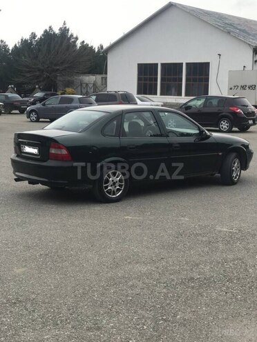 Opel Vectra 1997, 350,000 km - 1.8 l - Sumqayıt