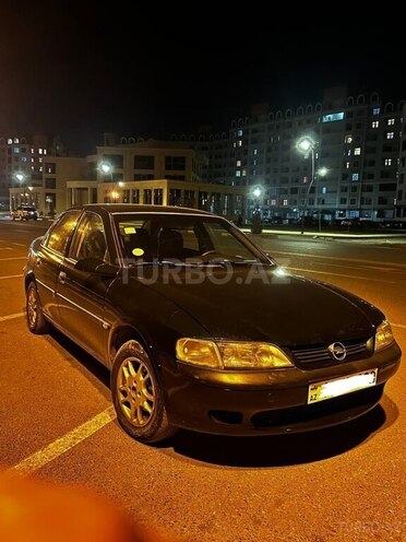 Opel Vectra 1997, 350,000 km - 1.8 l - Sumqayıt