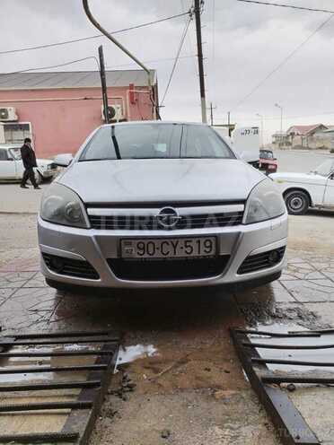 Opel Astra 2004, 280,000 km - 1.4 l - Bakı