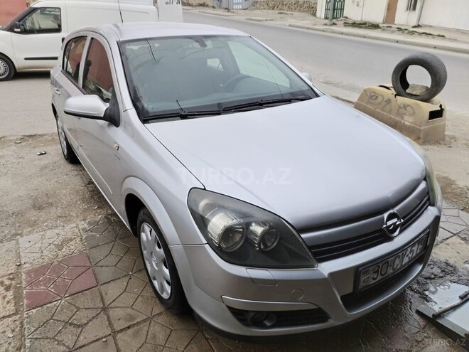 Opel Astra 2004, 280,000 km - 1.4 l - Bakı