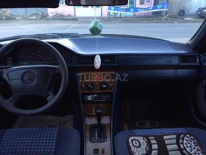 Mercedes E 200 1992, 287,314 km - 2.0 л - Masallı