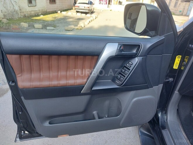 Toyota Prado 2011, 310,000 km - 2.7 l - Bakı