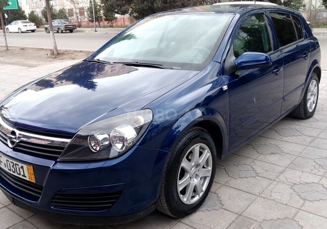 Opel Astra 2005, 10,000 km - 1.4 l - Gəncə