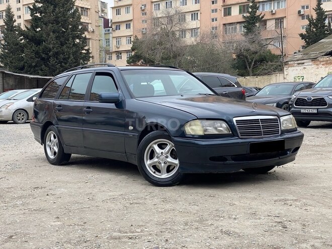 Mercedes C 220 2000, 358,000 km - 2.2 l - Bakı