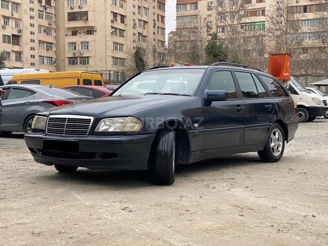 Mercedes C 220 2000, 358,000 km - 2.2 l - Bakı