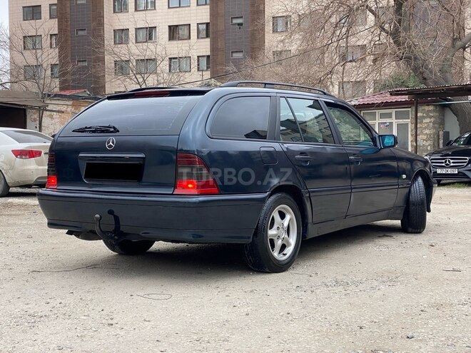 Mercedes C 220 2000, 358,000 km - 2.2 l - Bakı