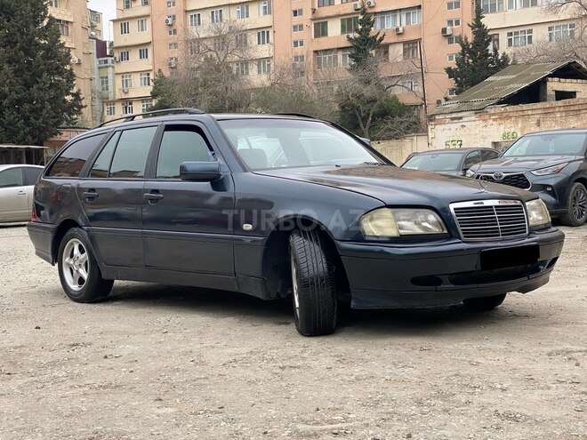 Mercedes C 220 2000, 358,000 km - 2.2 l - Bakı