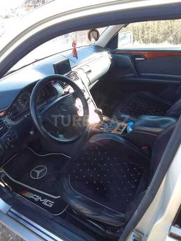 Mercedes E 220 1998, 500,000 km - 2.2 l - Biləsuvar