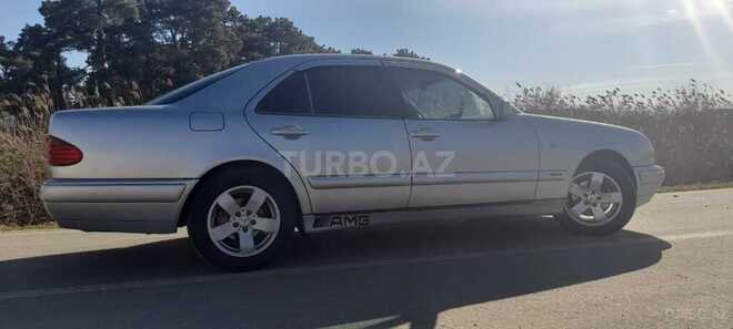 Mercedes E 220 1998, 500,000 km - 2.2 l - Biləsuvar
