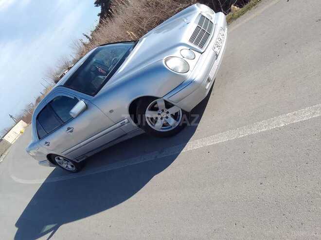 Mercedes E 220 1998, 500,000 km - 2.2 l - Biləsuvar