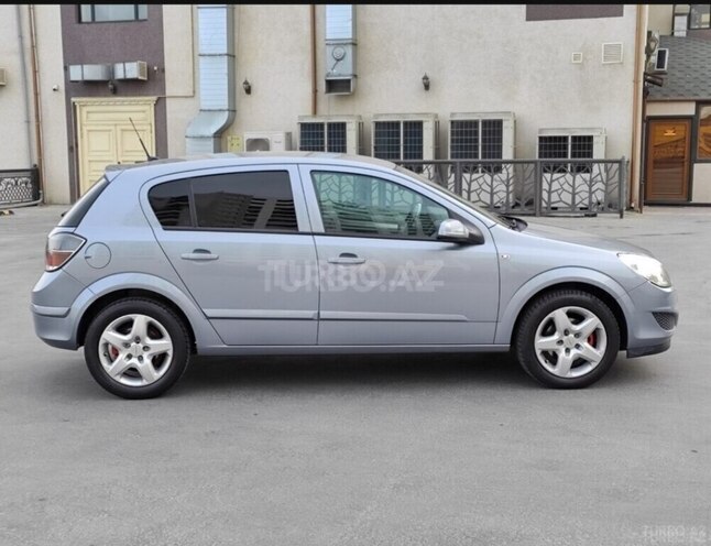 Opel Astra 2010, 328,000 km - 1.3 л - Şəmkir