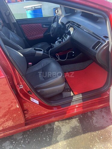 Toyota Prius 2013, 260,000 km - 1.8 л - Bakı