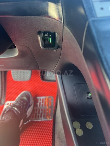 Toyota Prius 2013, 260,000 km - 1.8 л - Bakı