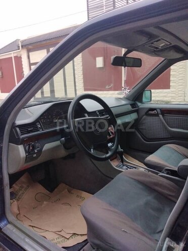 Mercedes E 280 1995, 500,000 km - 2.8 л - Bakı