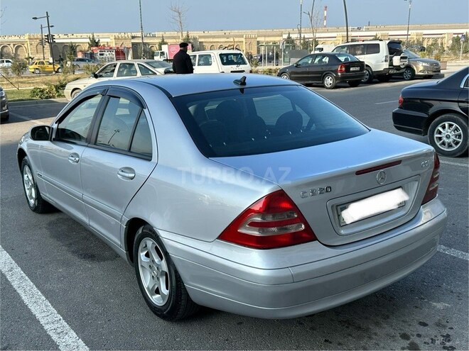 Mercedes C 220 2001, 250,000 km - 2.2 l - Bakı