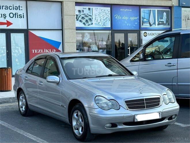 Mercedes C 220 2001, 250,000 km - 2.2 l - Bakı