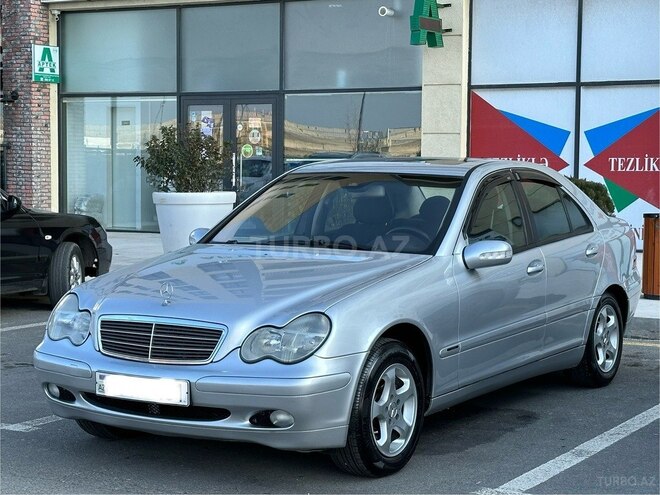 Mercedes C 220 2001, 250,000 km - 2.2 l - Bakı