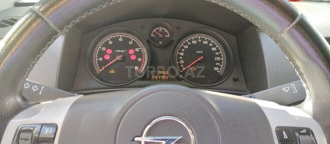 Opel Astra 2009, 232,000 km - 1.4 l - Bakı