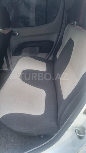 Mitsubishi L200 2011, 575,000 km - 2.5 l - Bakı