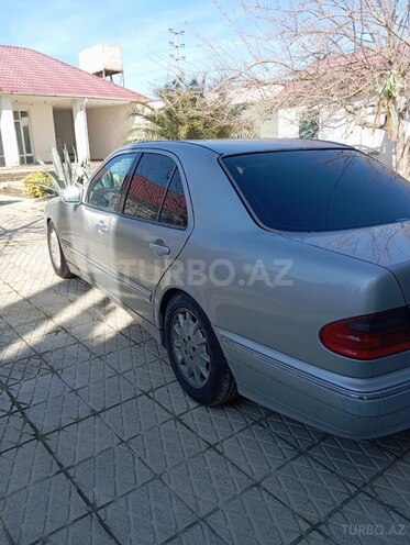Mercedes E 240 2001, 750,000 km - 2.4 l - Bakı