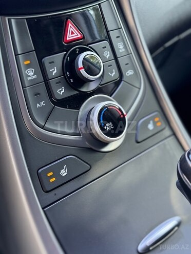 Hyundai Elantra 2015, 211,142 km - 1.8 l - Lənkəran