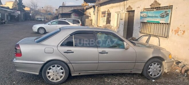 Mercedes C 230 1998, 295,000 km - 2.3 l - Gəncə