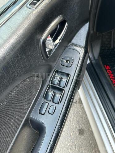 Hyundai Sonata 2003, 365,000 km - 2.0 l - Bakı