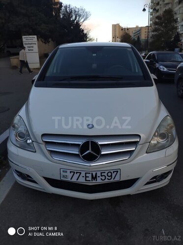Mercedes B 180 2010, 60,000 km - 1.7 l - Bakı