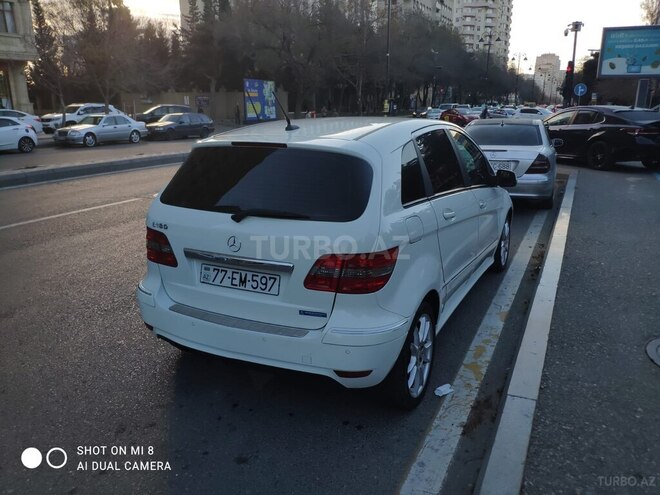 Mercedes B 180 2010, 60,000 km - 1.7 l - Bakı