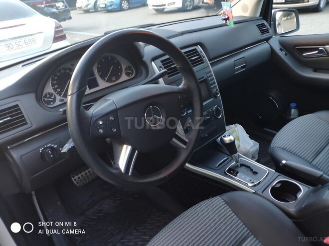 Mercedes B 180 2010, 60,000 km - 1.7 l - Bakı