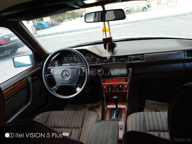 Mercedes E 200 1993, 354,123 km - 2.0 l - Şəmkir