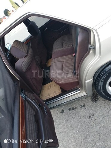 Mercedes E 200 1993, 354,123 km - 2.0 l - Şəmkir