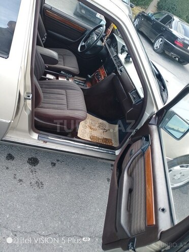 Mercedes E 200 1993, 354,123 km - 2.0 l - Şəmkir