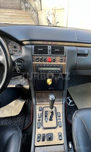 Mercedes E 320 2000, 268,000 km - 3.2 l - Göygöl