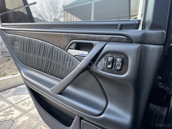 Mercedes E 320 2000, 268,000 km - 3.2 l - Göygöl