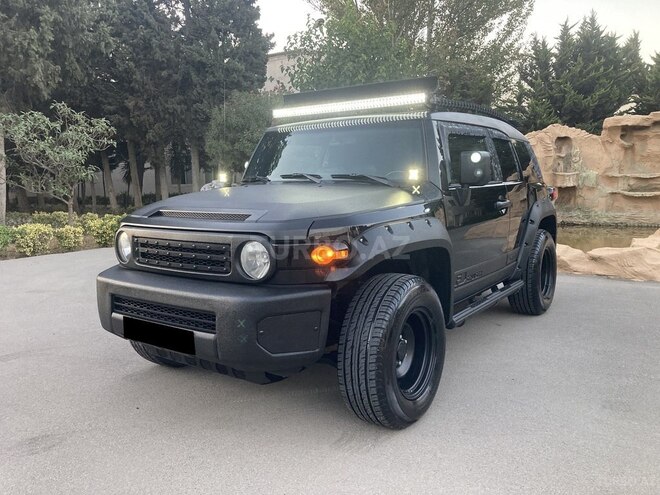 Toyota FJ Cruiser 2009, 265,000 km - 4.0 л - Bakı