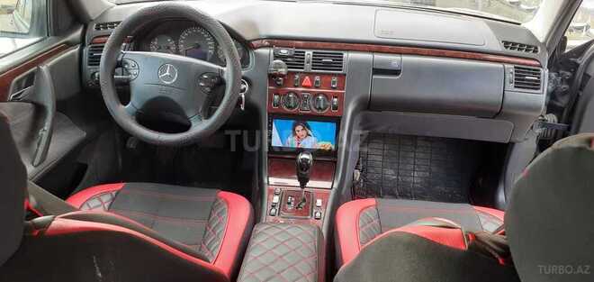 Mercedes E 220 2000, 370,000 km - 2.2 l - Bakı